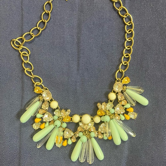 Sugarfix light green, gold, and gemstones necklace - Picture 6 of 8